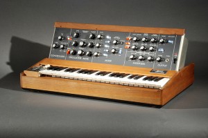 05 minimoog