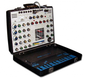 09 - EMS Synthi AKS